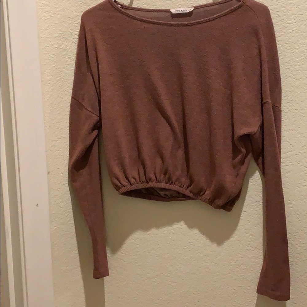 Women’s SMALL Cropped Sweater